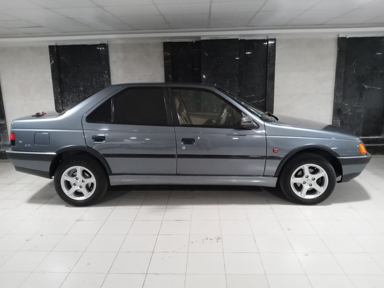زه گلگیر صنعت سازان مدل peugeot 405 مناسب برای خودرو پژو ۴۰۵